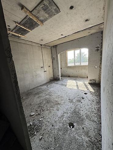 квартира студия продаю: 1 комната, 42 м², 1 этаж, ПСО (под самоотделку) — 4
