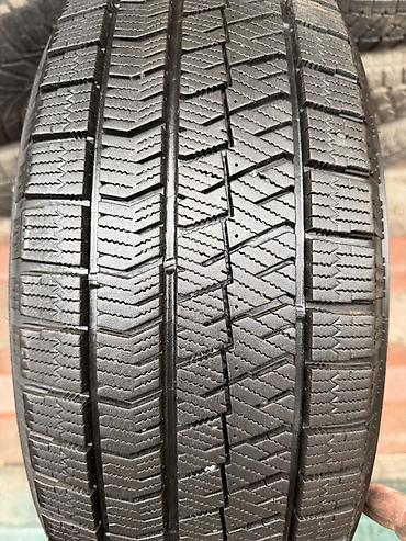 Шина зимняя 1 шт Bridgestone Blizzak (studless), без шипов. - Размер