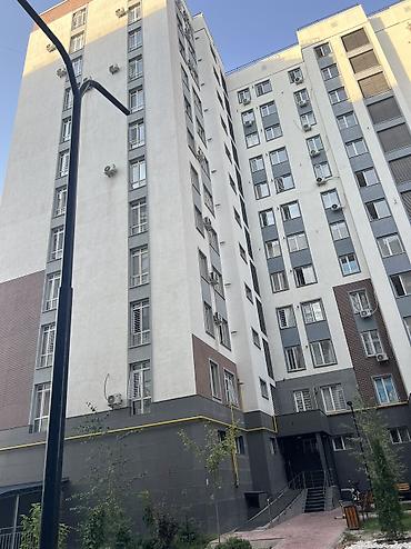 imak: 3 комнаты, 102 м², АУЦА Элитка, 13 этаж, ПСО (под самоотделку) — 2