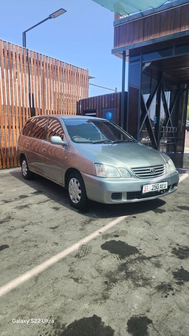 мотор на виндом: Продается минивэн Toyota Ipsum, идеально подходящий для семейных