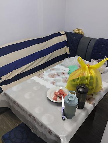 сдается одна комната: Сдаётся 1место для парня. С человека 10000сом+комм.услуги. Находится — 3