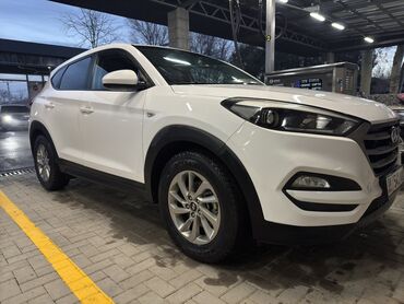 наклейки на авто: Hyundai Tucson: 2015 г., 1.7 л, Автомат, Дизель, Кроссовер