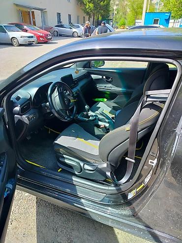 Hyundai: Hyundai Veloster: 2020 г., 1.6 л, Механика, Бензин, Хэтчбэк — 7