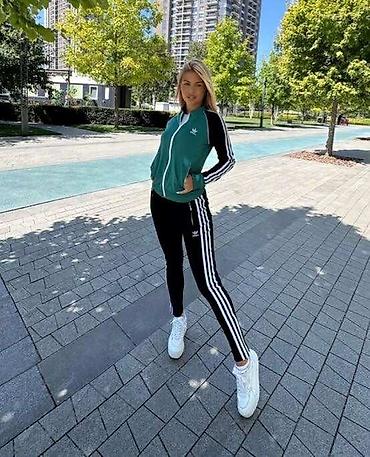 Gornji i donji deo: M - 2XL
3000 din. E — 19