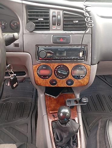 Nissan: Nissan Primera: 2000 г., 1.8 л, Механика, Бензин, Лифтбек — 13