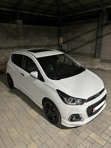 Chevrolet: Chevrolet Spark: 2017 г., 1 л, Вариатор, Бензин, Хэтчбэк — 12