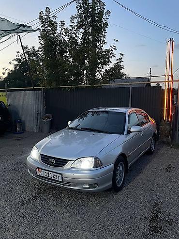 голы б4: Toyota Avensis: 2002 г., 2 л, Механика, Бензин, Седан — 1
