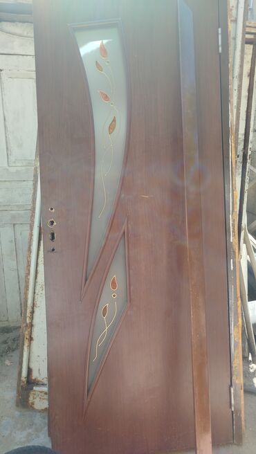 Plastik qapılar: 10azn. 2.05/90 ölçü