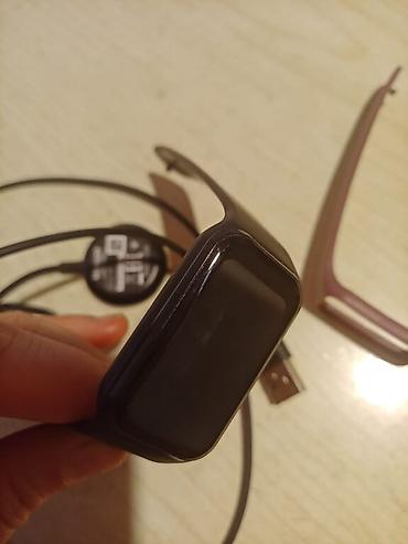 samsung gear: Smart saat əlavə kəmər və zaryatka şunuru ilə birlikdə satılır — 7