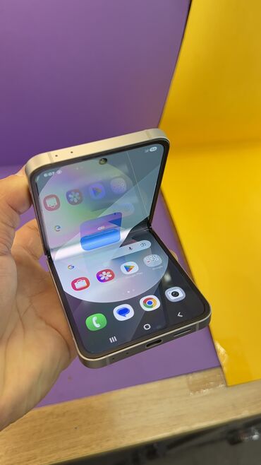 Samsung: Samsung Galaxy Z Flip 6, Б/у, 512 ГБ — 10