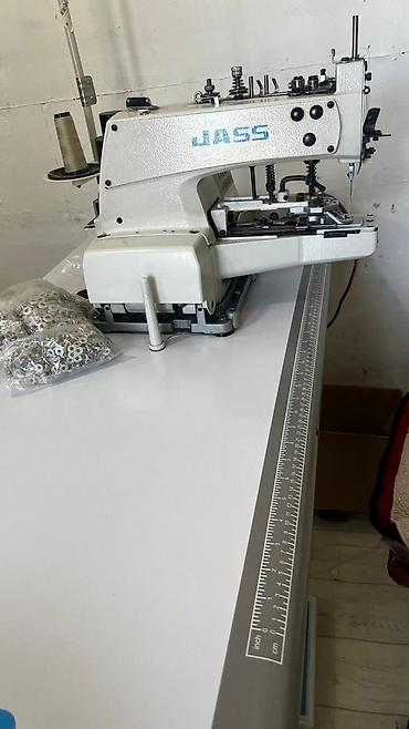 Промышленные швейные машинки: Jack, В наличии — 4
