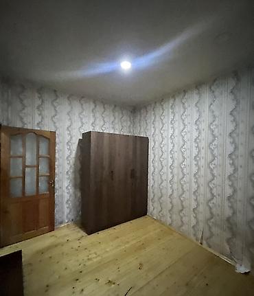 Kirayə mənzillər: 1 otaqlı mənzil – kirayə üçün təqdim olunur Plan: - Geniş işıqlı zal — 1