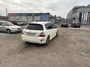 Honda: Honda Civic: 2003 г., 1.7 л, Вариатор, Бензин, Хэтчбэк