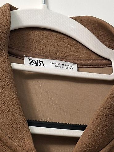 зара куртка: Бобмер ZARA Ткань плотная, мягкая, с выраженной фактурой. Paзмep: M — 4