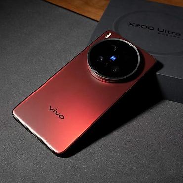 Vivo X200 Ultra, Б/у, 512 ГБ, цвет - Красный