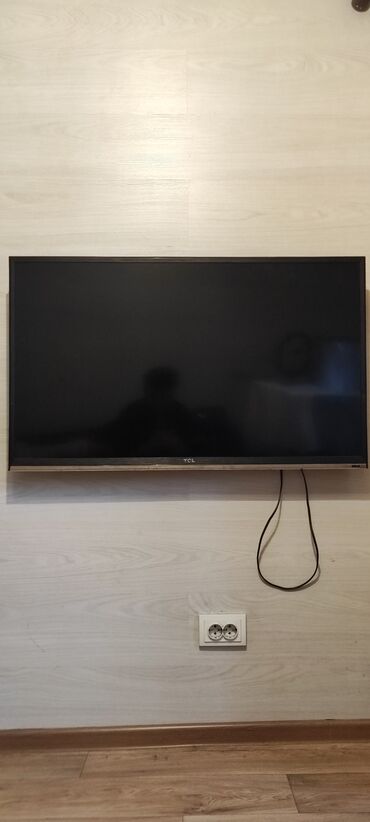 телевизор в рассрочку без первоначального взноса: Телевизор TCL, диагональ 43 дюйма. Продается с креплением на стену