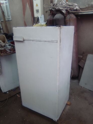 мир техники: Продаю холодильник однокамерный работает отлично Беловодское