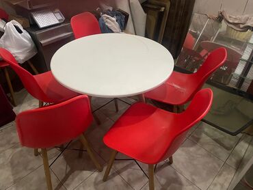 islenmis plastik stol stul: Oval masa, 8 stul, Açılmayan, Stullar ilə, Plastik