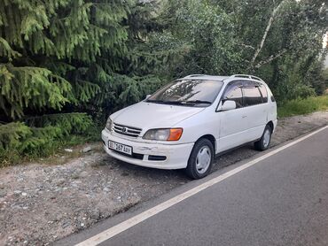 Toyota: Toyota Ipsum: 1999 г., 2 л, Автомат, Бензин, Минивэн