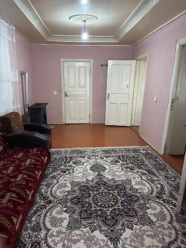 bakida tecili satilan ucuz heyet evleri: 4 otaqlı, 800 kv. m, Kredit yoxdur, Orta təmir — 6