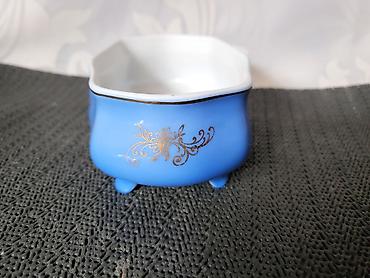Ostali antikviteti: Satula Martinroda porcelan Nemacka iz 70ih godina. Porcelanska satula — 9