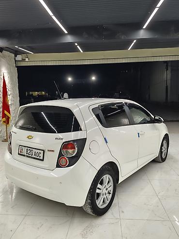 80 б4: Chevrolet Aveo: 2015 г., 1.4 л, Автомат, Бензин, Хэтчбэк — 7