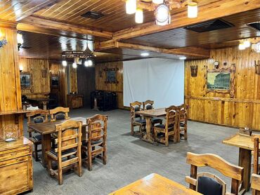 Restoran, kafelər: Obyekt 2mertebeden ibaretdir. 1ci mertebe restoran,pub ve 2kabinet — 12