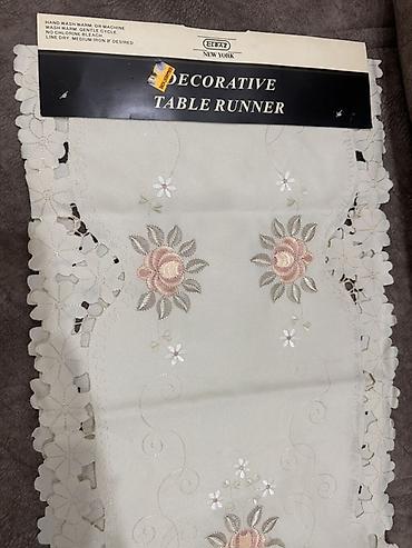 qedmi süfre: ELBAZ New York dekorativ stolüstü qaçan (Table Runner) - Rəng — 2