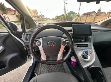 runx alex: Toyota Prius: 2015 г., 1.8 л, Автомат, Гибрид, Хэтчбэк