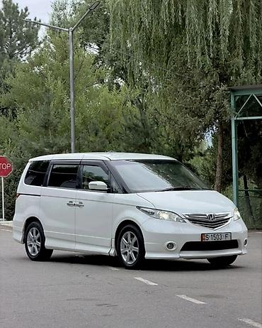 Honda Elysion: 2005 г., 3 л, Автомат, Газ, Минивэн