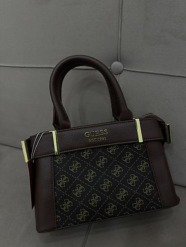 macbook canta: GUESS qadın əl çantası – mini tote model - Brend: GUESS (EST 1981 — 3