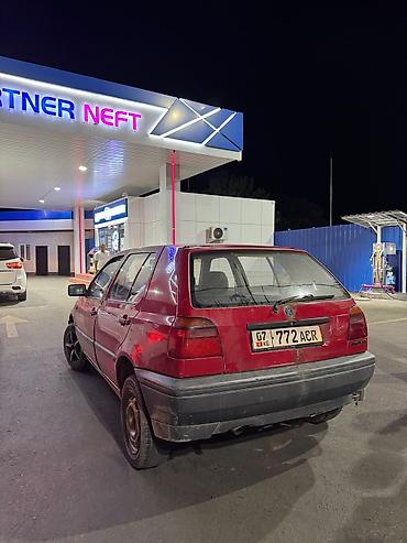 golf b4: Volkswagen Golf: 1995 г., 1.6 л, Механика, Бензин, Хэтчбэк — 3