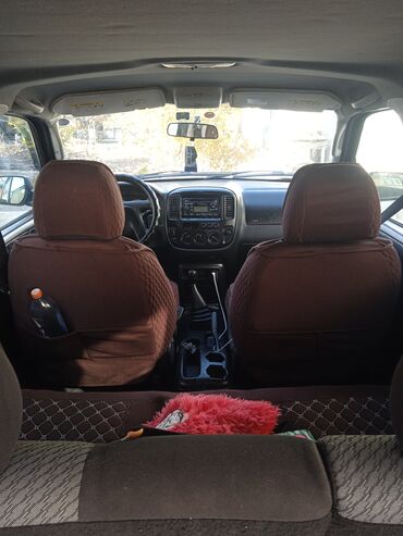 срочно продаю в связи с переездом: Ford Maverick: 2004 г., 0.2 - engine capacity л, Механика, Бензин, Кроссовер