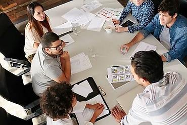 Работа: Vakansiya: Məlumat Meneceri İnkişaf edən özəl şirkət komandasına yeni — 1