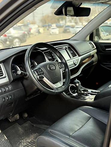 Toyota: Toyota Highlander: 2019 г., Кроссовер — 8