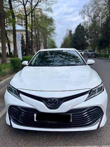 corolla 2016: Toyota Camry: 2018 г., 2.5 л, Автомат, Бензин, Седан — 6