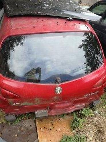 flasencug 3 tone: Alfa Romeo 147 GEPEK VRATA SA STAKLOM. Alfa Romeo 147 GEPEK VRATA SA — 2
