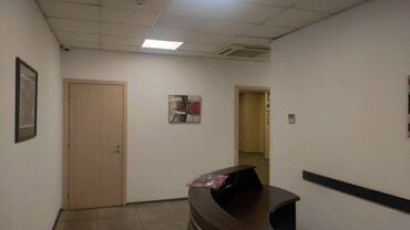 Digər kommersiya daşınmaz əmlakı: Yasamalda nerimanov heykəlinə yaxin yerləşən 6 otaqli ofis kurs — 17