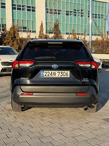 Toyota: Toyota RAV4: 2022 г., Автомат, Кроссовер — 20