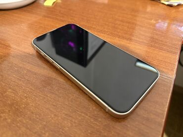Apple iPhone: IPhone 14, Б/у, 128 ГБ, Старлайт, Защитное стекло, Чехол, Кабель, 91 %