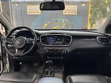 Транспорт: Kia Sorento: 2016 г., 2 л, Дизель, Кроссовер — 6