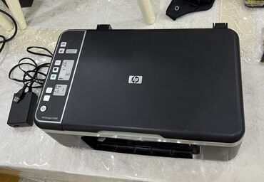 Masaüstü kompüterlər və iş stansiyaları: HP Deskjet F4180 çoxfunksiyalı qurğu (printer/kopiyalayıcı/skaner)