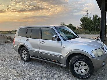 фендера: Mitsubishi Pajero: 2003 г., 3 л, Автомат, Газ, Внедорожник — 3