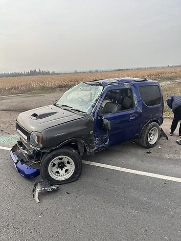 аваринные машины: Suzuki Jimny: 2000 г., 0.7 л, Автомат, Бензин, Внедорожник — 2