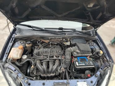 Ford: Ford Focus: 2002 г., 1.6 л, Механика, Бензин, Седан — 11