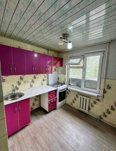 продам 3 х ком кв в мкр: 3 комнаты, 60 м², 104 серия, 2 этаж, Евроремонт