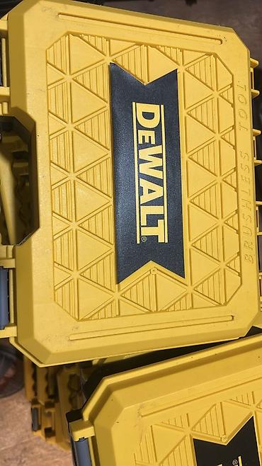 Электроинструменты: Аккумуляторный шуруповёрт/дрель DeWalt в фирменном кейсе — 2