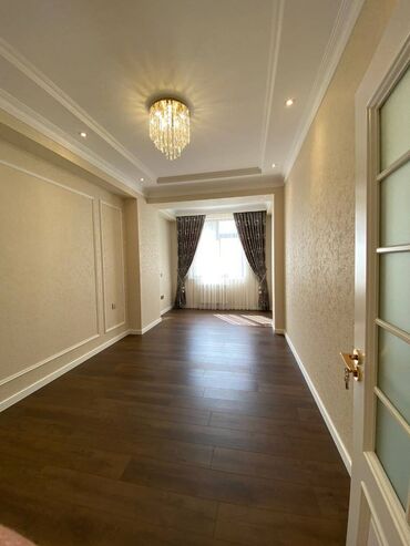 Yeni tikili: 3 otaqlı, Yeni tikili, m. Qara Qarayev, 124 kv. m — 2