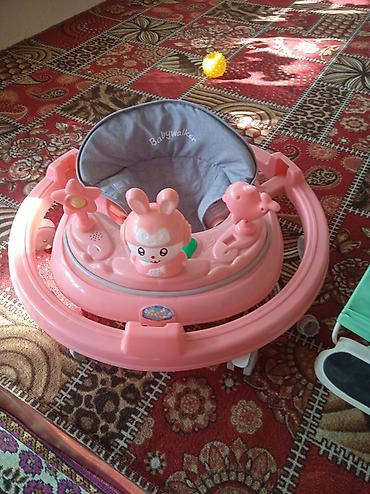 рейлы для одежды: Детский комплект: ходунки Babywalker + шезлонг-качалка + детский шкаф — 1