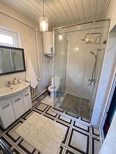 Продажа квартир: 5 и более комнат, 51 м² — 8